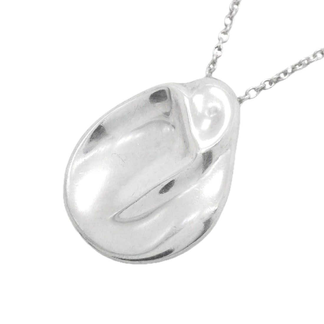 Tiffany & Co. Madonna Necklace, Sterling Silver 925, Women's: --- Catalog ---Category: SizePendant Size: 20.4mm x 14.9mm / 0.8'' x 0.58''Neck Circumference: 42 cm / 16.53''Category: DesignGender: WomenMaterial: Silver 925Necklace Type: NecklaceCategory: GeneralB