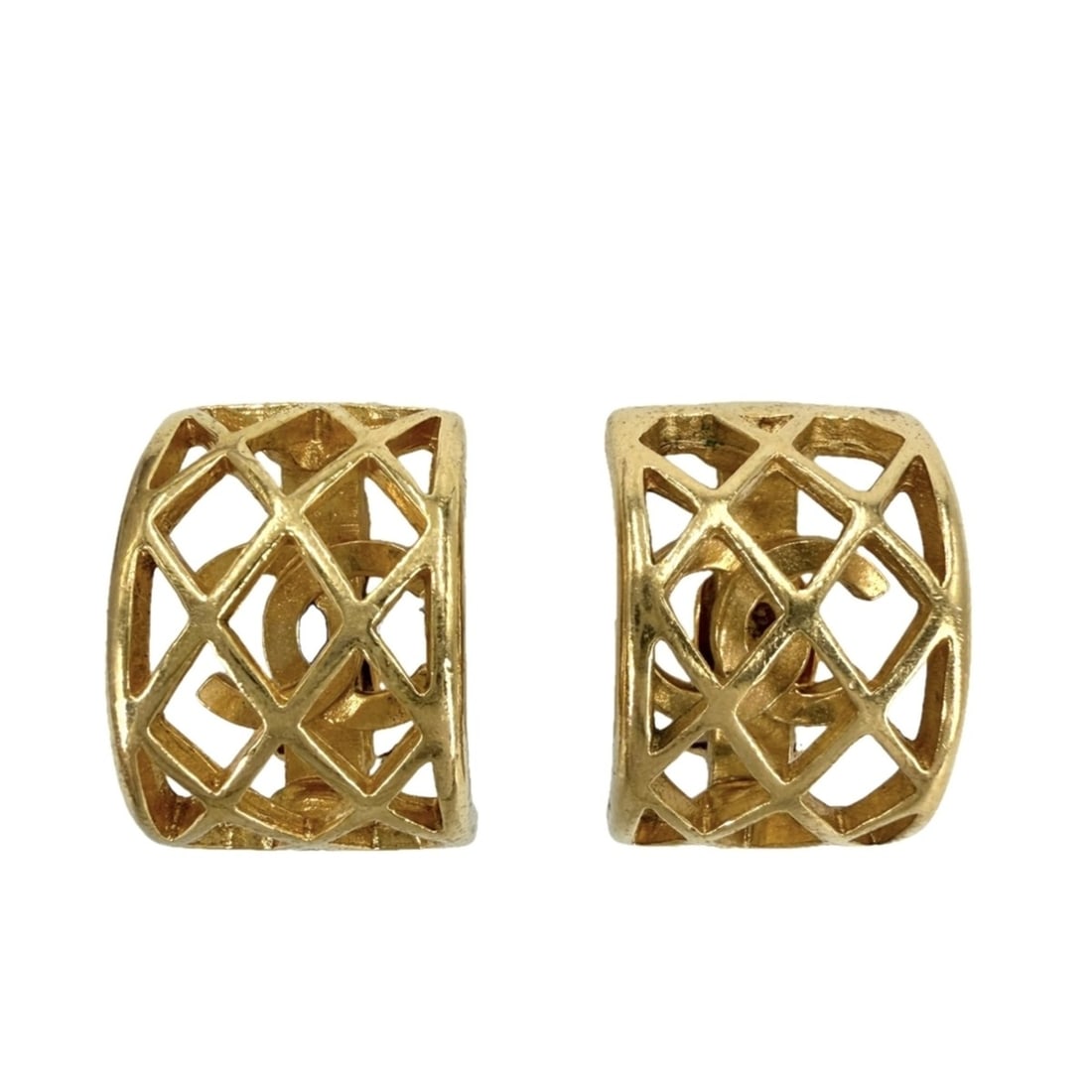 Chanel Earrings for Women, Coco Mark Design, Vintage, GP Gold, Approx. 17.7g: --- Catalog ---Category: SizeWeight: 17.7g / 0.62oz.Size (HxWxD): 26.00mm x 12.00mm x 1.00mm / 1.02'' x 0.47'' x 0.04''Category: DesignType: Clip earringsColor: GoldFinish: Gold platedGender: WomenSea