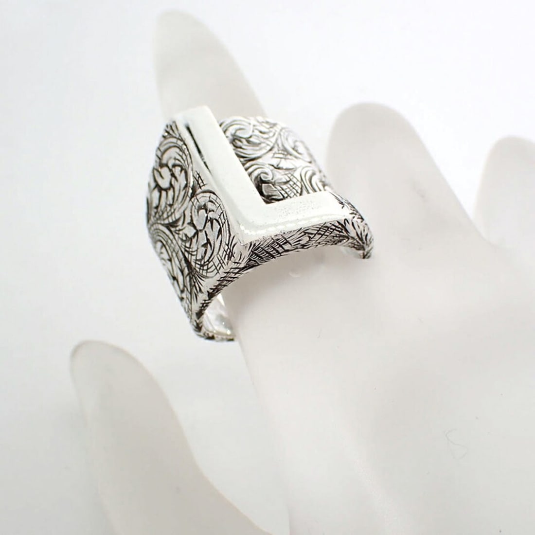 GUCCI 925 L Arabesque Ring, Size 16 - 8