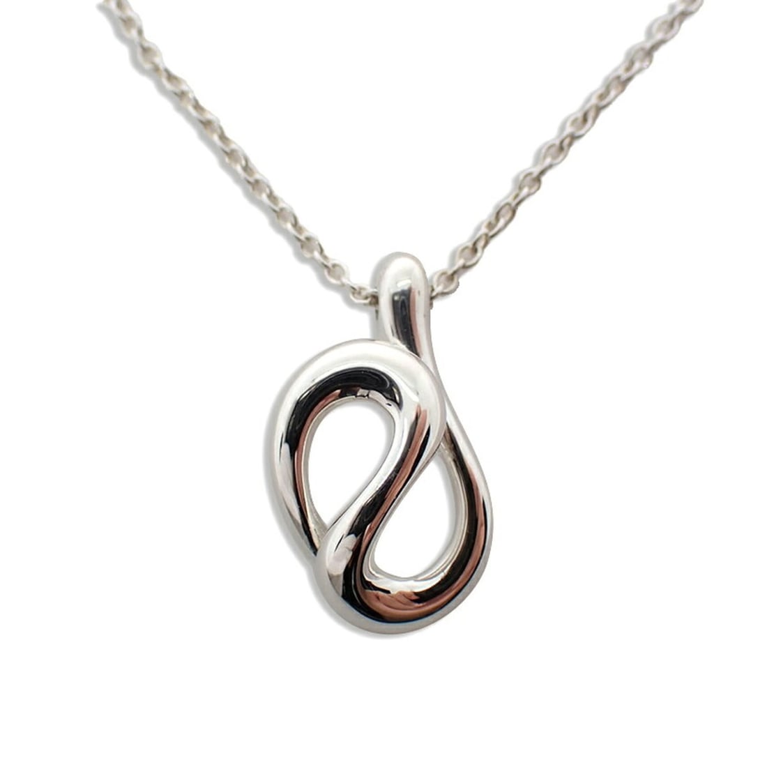 TIFFANY & Co. 925 Elsa Peretti Wave Pendant Necklace: --- Catalog ---Category: SizePendant Size: 16.6mm x 9.4mm / 0.65'' x 0.37''Neck Circumference: 42.5 cm / 16.73''Category: DesignGender: WomenMaterial: Sterling silver 925Necklace Type: NecklaceCategor