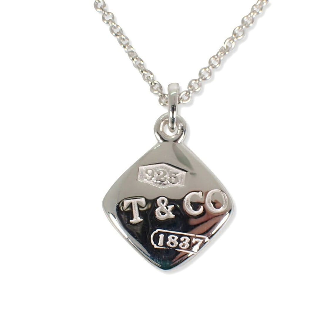 TIFFANY & Co. 925 1837 Montage Cushion Pendant Necklace: --- Catalog ---Category: SizePendant Size: 18.1mm x 15.1mm / 0.71'' x 0.59''Neck Circumference: 41 cm / 16.14''Category: DesignGender: WomenMaterial: Sterling silver 925Necklace Type: NecklaceCategory
