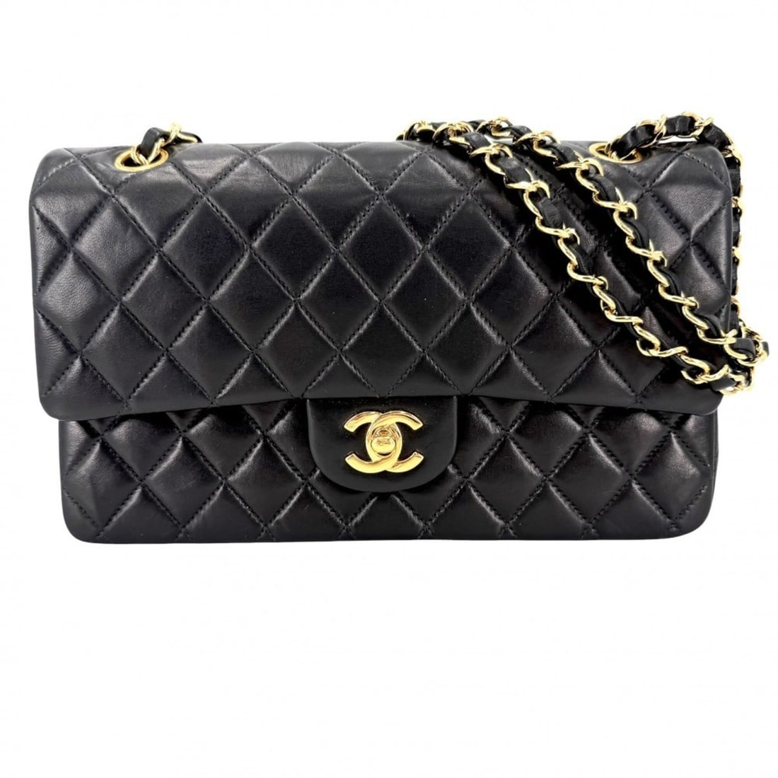 Chanel Matelassé 25 Shoulder Bag for Women, Double Chain, Flap, Bag, Crossbody Coco Mark, Turnlock,: --- Catalog ---Category: SizeSize (HxWxD): 15cm x 25cm x 7cm / 5.9'' x 9.84'' x 2.75''Category: DesignType: Shoulder bagColor: BlackGender: WomenMaterial: Leather Category: GeneralBrand: Chanel--- Ite