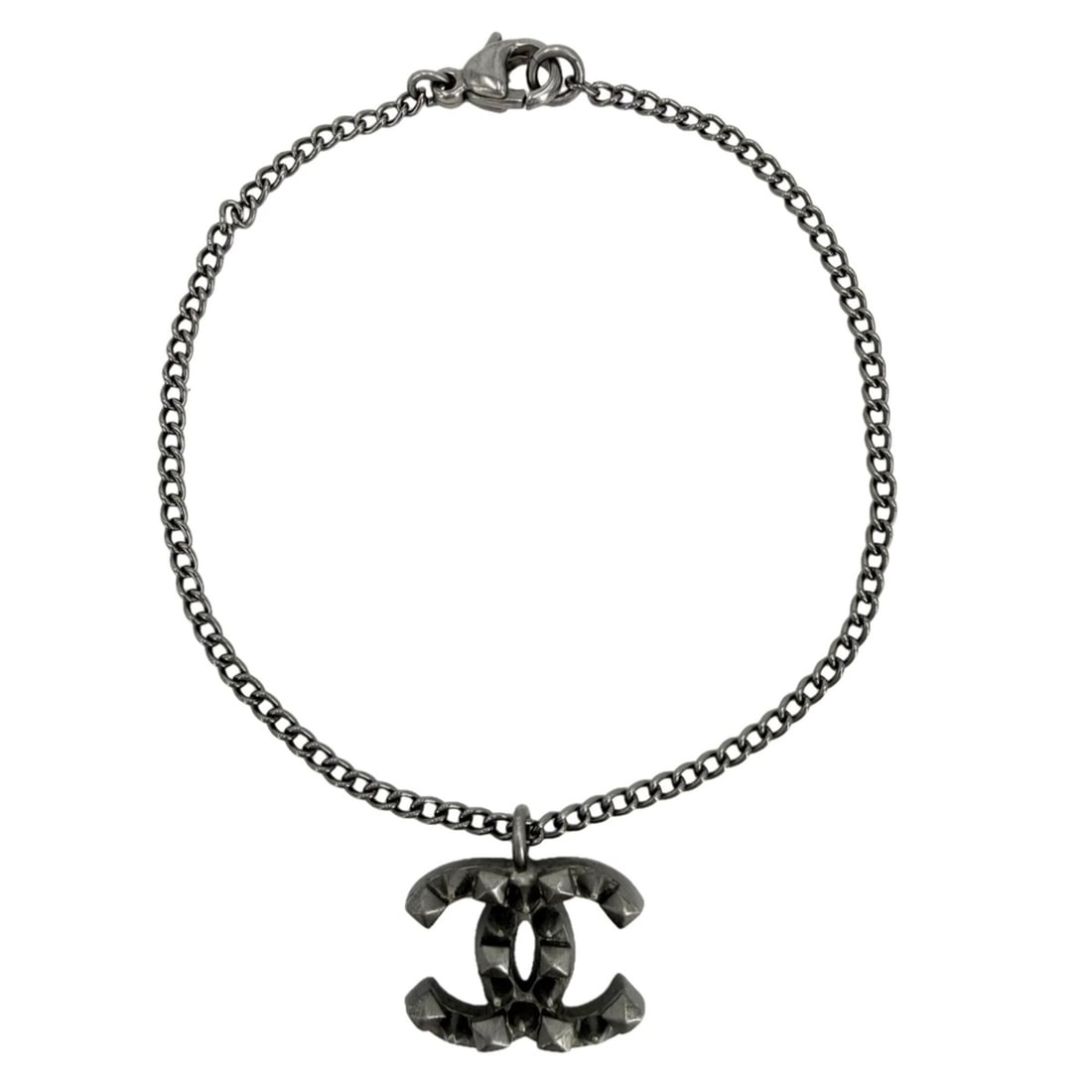 Chanel Bracelet for Women, Studded, Coco Mark, CHANEL 03P, Approx. 5.3g, 2003: --- Catalog ---Category: SizeLength: 18.5cm / 7.28''Category: DesignType: Charm braceletColor: WhiteGender: WomenCategory: GeneralBrand: Chanel--- Item List ---Section: ConditionRanking: Rank AB Used 