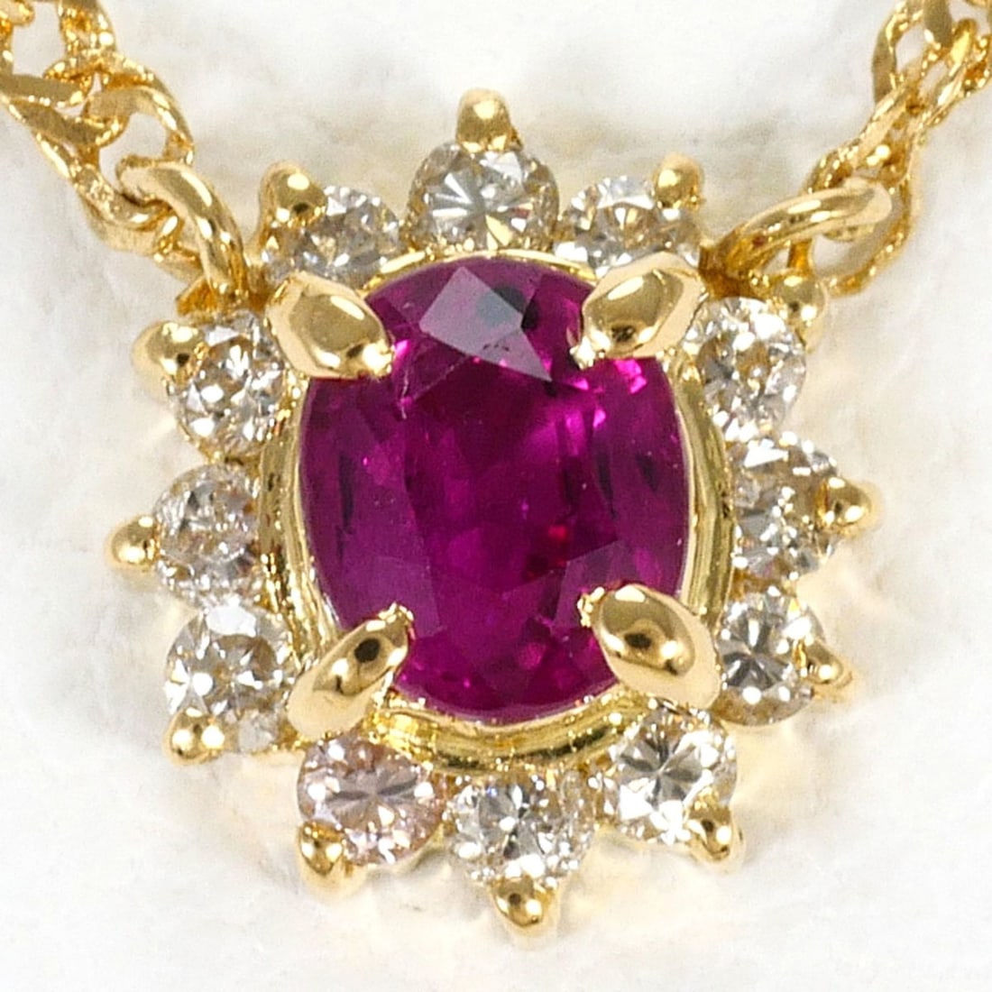 18K (18-karat) Yellow Gold Necklace with Ruby and Diamond (0.08ct), Total Weight 1.7g, 40cm, Jewelry (1 of 17)