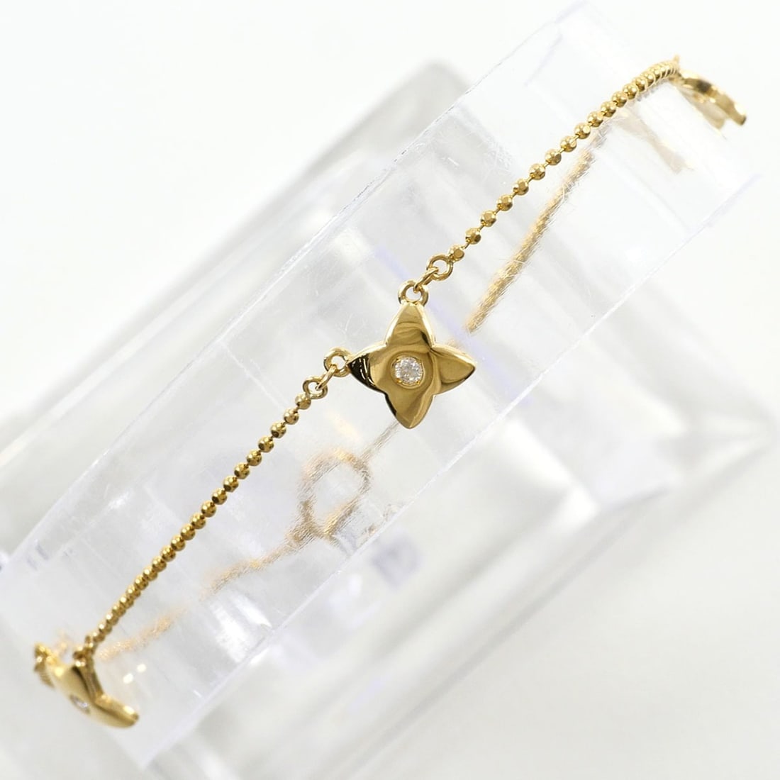 18K (18-karat) Yellow Gold Bracelet with 0.04ct Diamond, Total Weight 2.1g, 18.5cm, Jewelry: --- Catalog ---Category: SizeLength: 18.5cm / 7.28''Weight: 2.1g / 0.07oz.Category: DesignType: Charm braceletColor: Yellow goldMetal: GoldStone: DiamondGender: WomenMaterial: Yellow gold (18K)Metal P