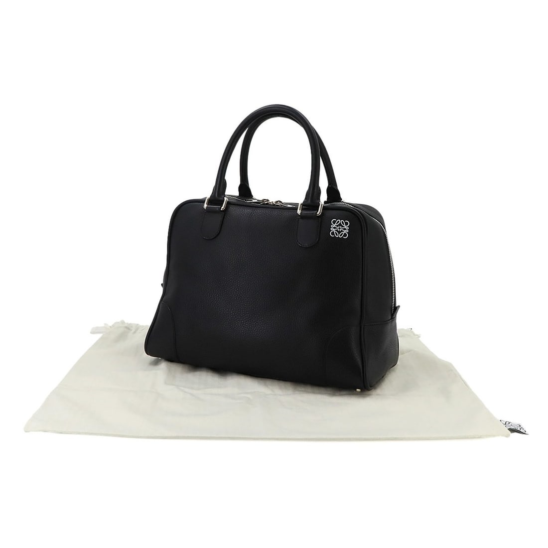 Loewe Amazona 75 Large Handbag, Leather, Black, Silver Hardware: --- Catalog ---Category: SizeSize (HxWxD): 25.5cm x 36.5cm x 18cm / 10.03'' x 14.37'' x 7.08''Category: DesignType: HandbagColor: BlackGender: WomenMaterial: Leather Category: GeneralBrand: LoeweCount