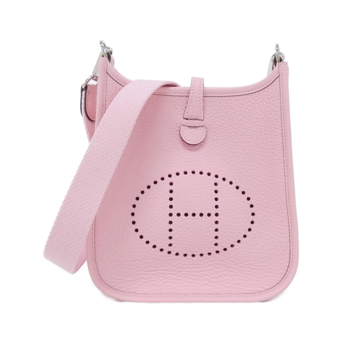 Hermes Evelyne Amazon 16cm 069426CK Shoulder Bag: --- Catalog ---Category: SizeSize (HxWxD): 18cm x 17cm x 5.5cm / 7.08'' x 6.69'' x 2.16''Category: DesignType: Shoulder bagColor: Rose sakuraGender: WomenMaterial: Taurillon clemence leather Category:
