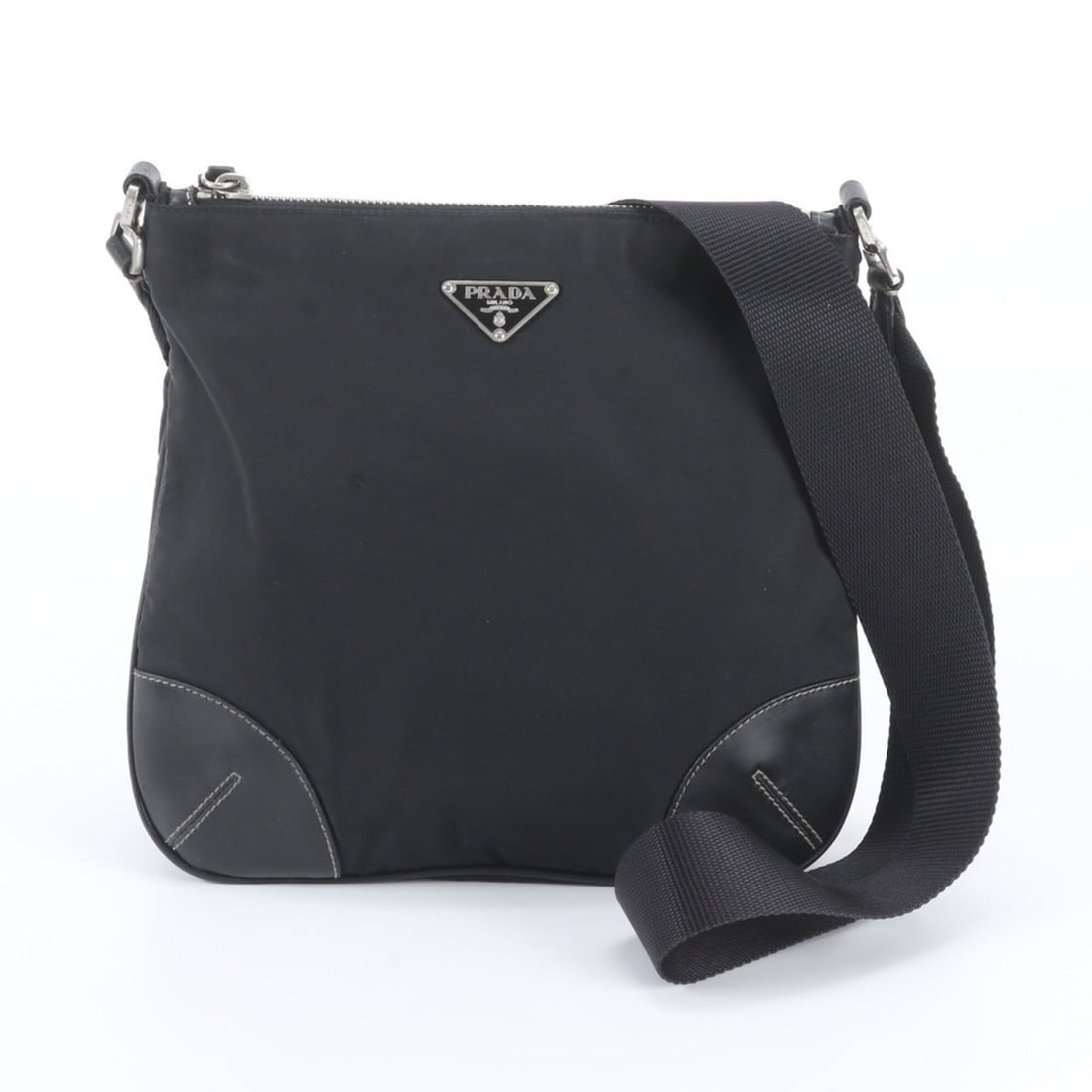 Prada Tessuto Nylon Triangle Logo Leather Shoulder Bag, Black, Men's: --- Catalog ---Category: SizeSize (HxWxD): 23cm x 24cm x 10cm / 9.05'' x 9.44'' x 3.93''Category: DesignType: Shoulder bagColor: BlackGender: MenMaterial: Leather , Nylon Category: GeneralBrand: Prada