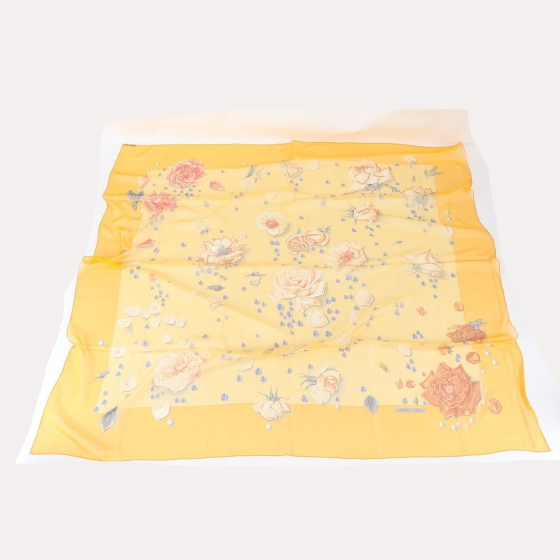 Hermes Carre Géant 140 LA ROSEE (Rose Drop) Scarf with Tag, 100% Silk, for Women and Men: --- Catalog ---Category: SizeSize (LxW): 1.3m x 1.35m / 51.18'' x 53.14''Category: DesignType: ScarfColor: OrangeGender: Men,WomenMaterial: Silk Category: GeneralBrand: HermesCountry of Origin: France