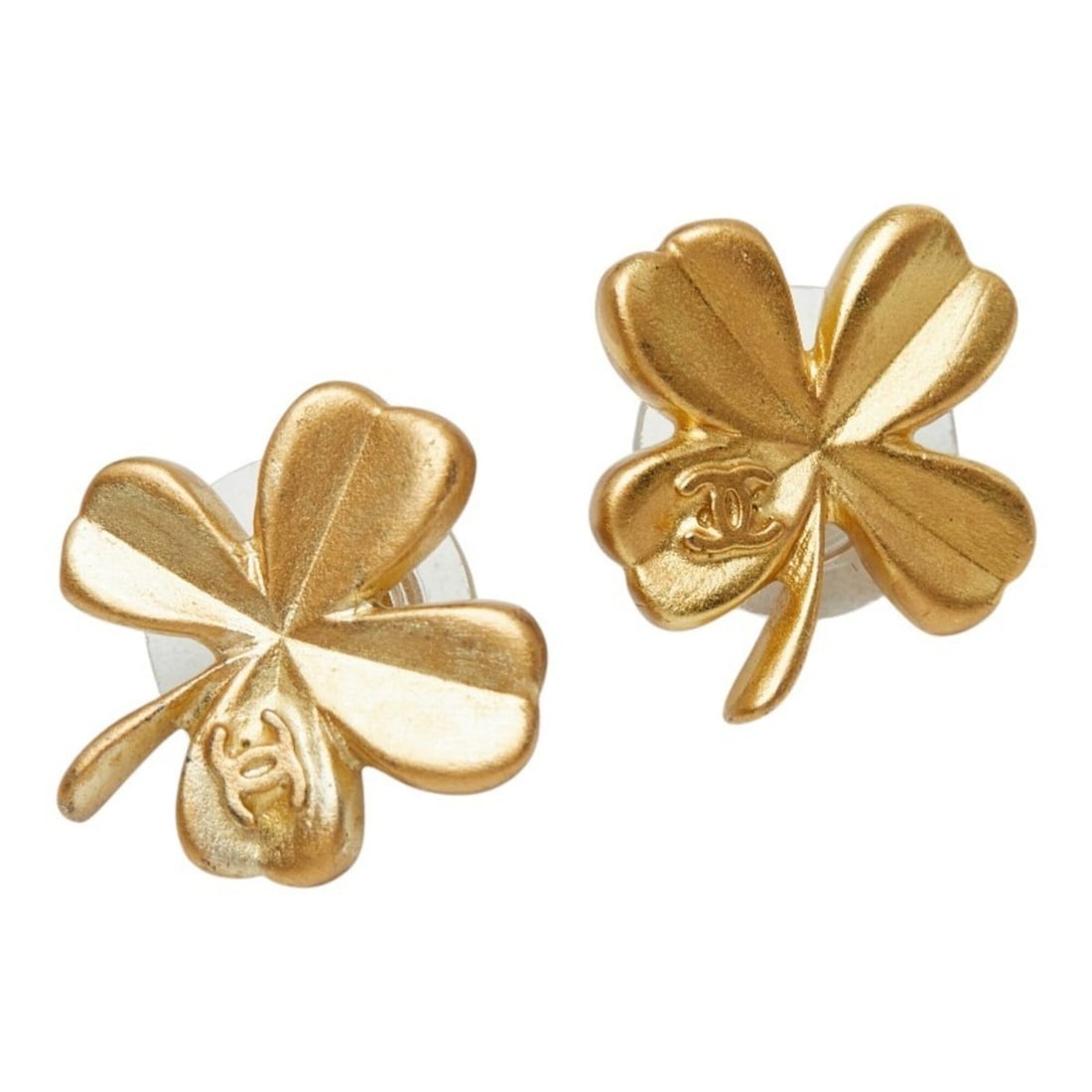 Chanel Coco Mark Clover Stud Earrings 03P Gold Plated Women's CHANEL: --- Catalog ---Category: SizeStone Size (HxW): 17.50mm x 15.90mm / 0.69'' x 0.63''Category: DesignType: Stud earringsColor: GoldGender: WomenCategory: GeneralBrand: Chanel--- Item List ---Section: Con