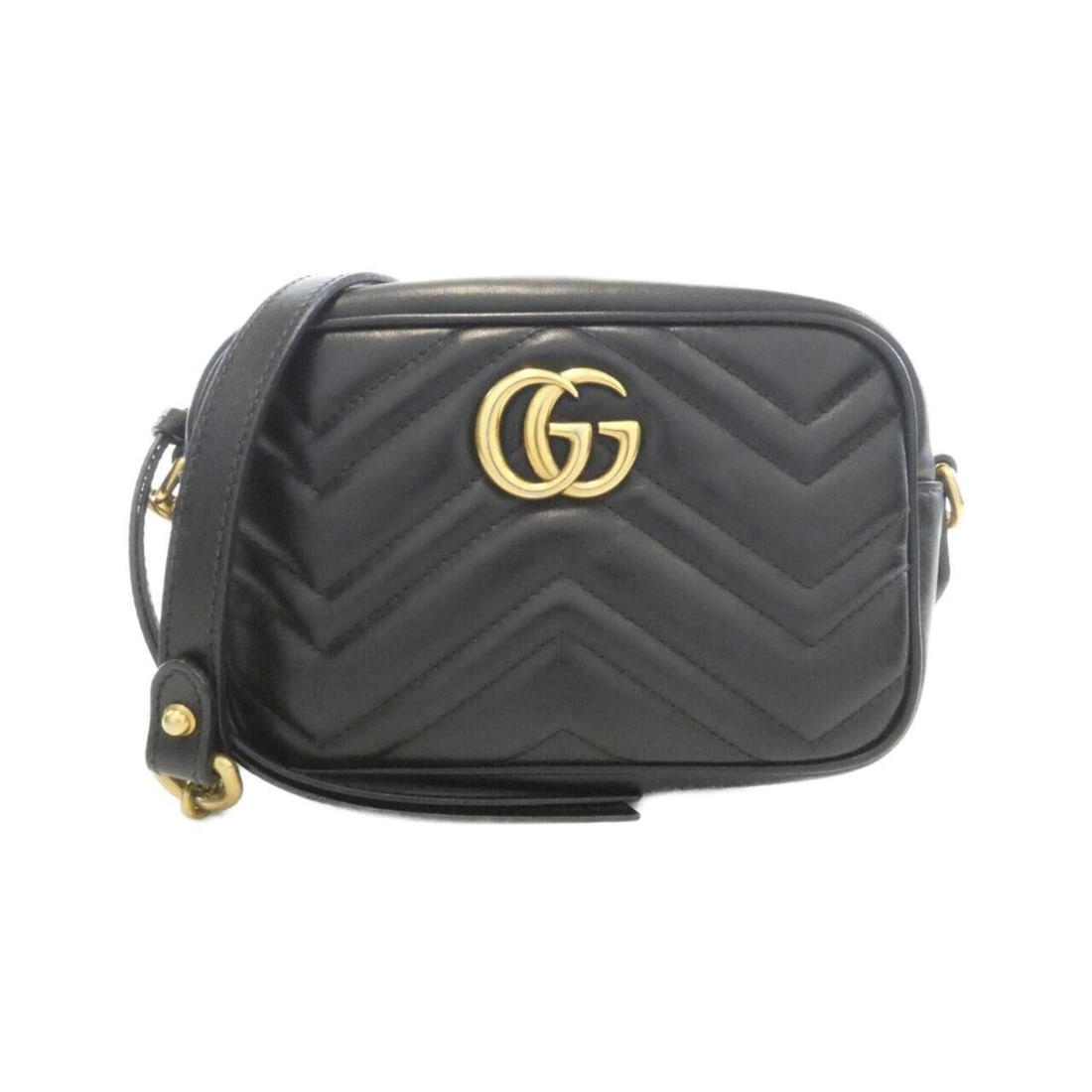 Gucci GG Marmont 735355 DTD1T Shoulder Bag: --- Catalog ---Category: SizeSize (HxWxD): 11cm x 18cm x 6cm / 4.33'' x 7.08'' x 2.36''Category: DesignType: Shoulder bagColor: BlackGender: WomenMaterial: Leather Hardware Color: GoldCategory: