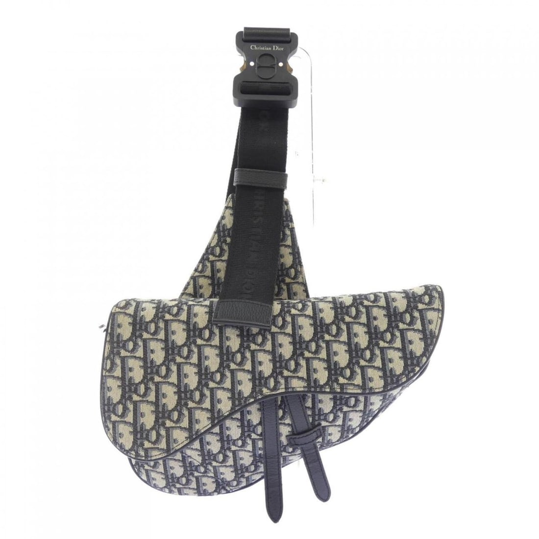 Christian Dior Dior SADDLE Oblique Jacquard Handbag 1ADPO093YKY: --- Catalog ---Category: SizeSize (HxWxD): 18.5cm x 27cm x 4cm / 7.28'' x 10.62'' x 1.57''Category: DesignType: HandbagColor: Beige, BlackGender: WomenMaterial: Jacquard Category: GeneralBrand: Christ