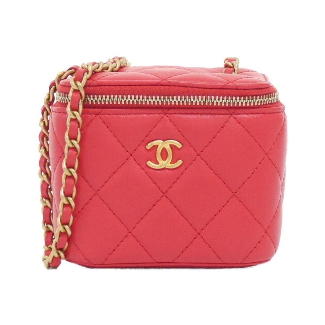 Chanel AP1447 Shoulder Bag: --- Catalog ---Category: SizeSize (HxWxD): 9cm x 10.5cm x 7.5cm / 3.54'' x 4.13'' x 2.95''Category: DesignType: Shoulder bagColor: Red colorGender: Men,WomenMaterial: Leather Hardware Color: Matte