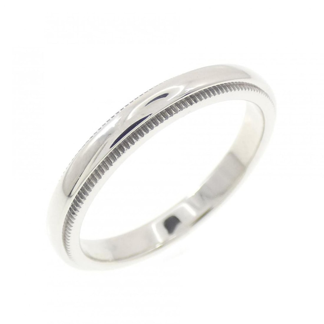 Tiffany & Co. Milgrain Ring: --- Catalog ---Category: SizeJP Size: 13.0US Size: 6.5Category: DesignType: Band ringGender: WomenMaterial: Platinum 950Category: GeneralBrand: Tiffany--- Item List ---Section: ConditionRanking: Rank