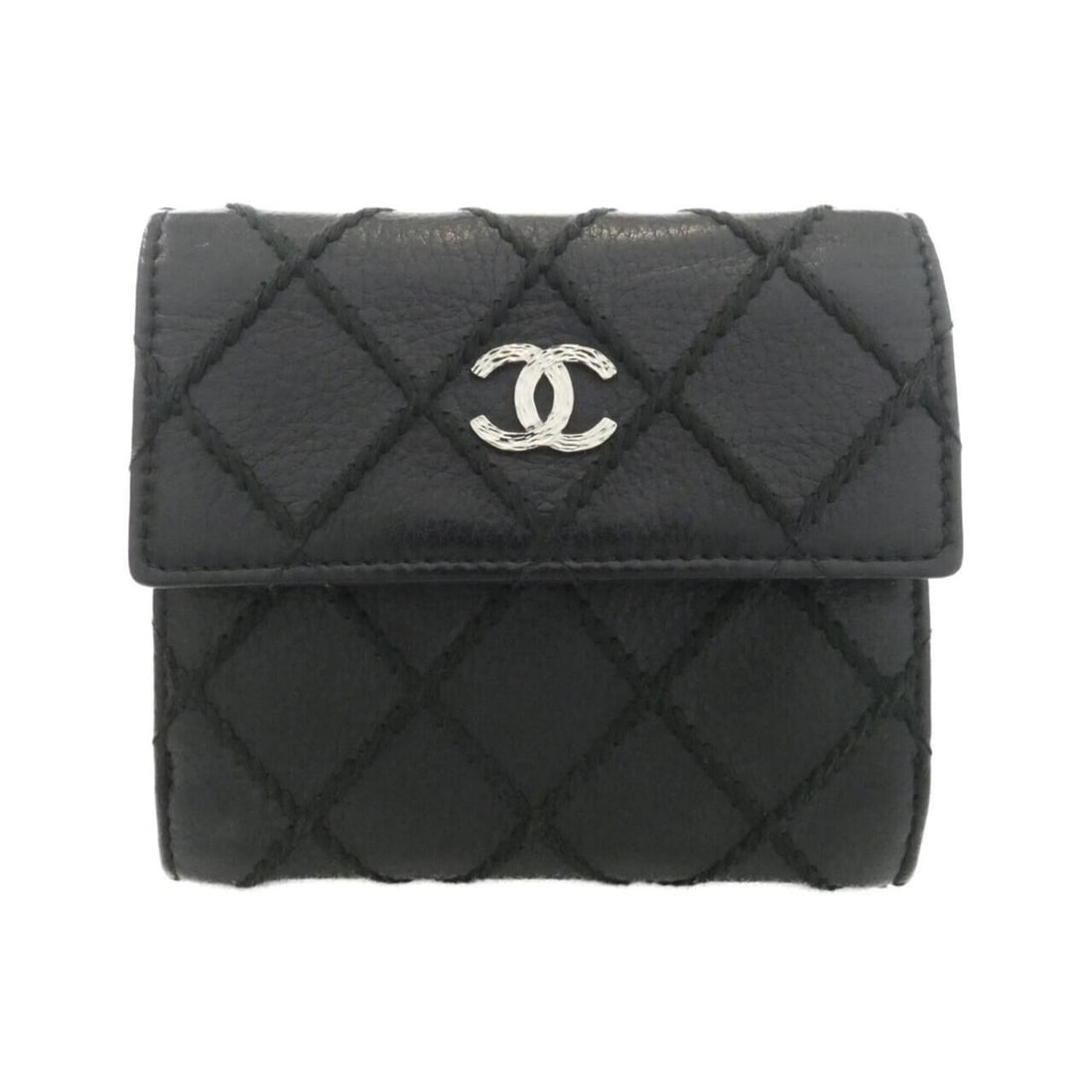 Chanel Fancy CC Line Wallet: --- Catalog ---Category: SizeSize (HxWxD): 10cm x 11cm x 3cm / 3.93'' x 4.33'' x 1.18''Category: DesignType: Wallet (bi-fold)Color: BlackGender: WomenMaterial: Leather Leather/Fur Type: