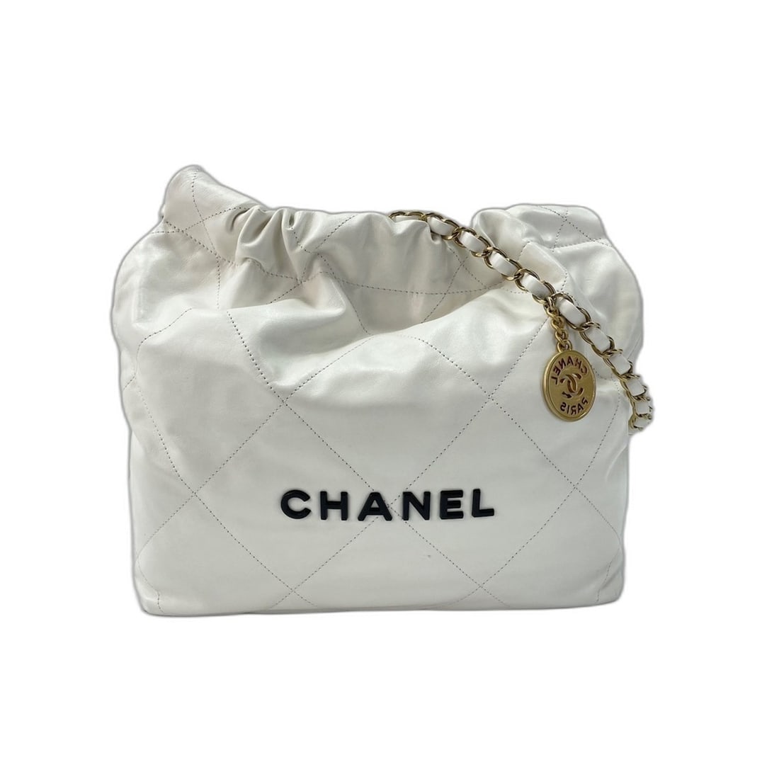 CHANEL Chanel 22 Shoulder Bag White: --- Catalog ---Category: SizeSize (HxWxD): 30cm x 30cm x 8.5cm / 11.81'' x 11.81'' x 3.34''Category: DesignType: Shoulder bagColor: WhiteGender: WomenCategory: GeneralBrand: Chanel--- Item List ---Sec