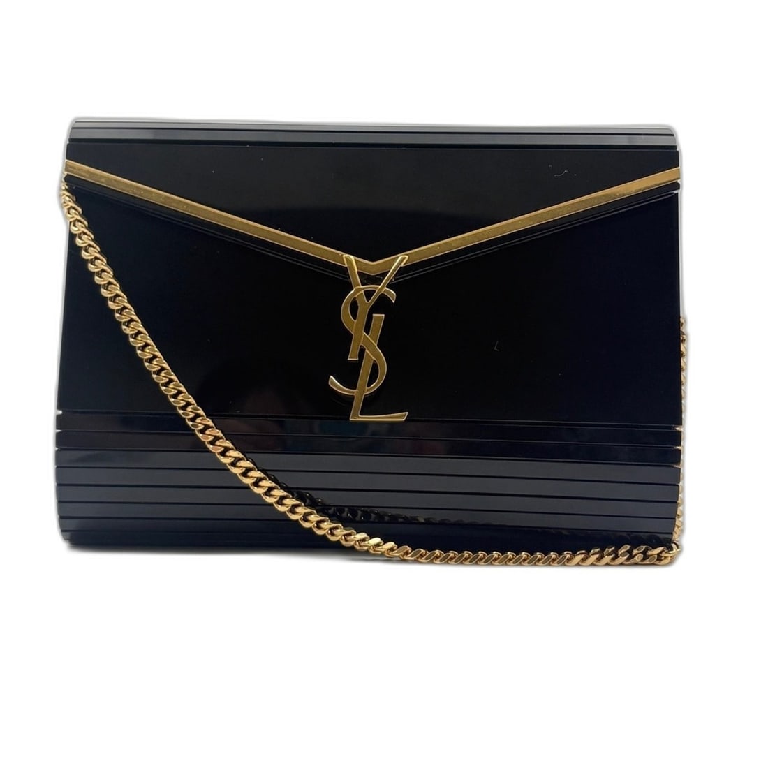 YVES SAINT LAURENT Vicki Minaudière Shoulder Bag, Black: --- Catalog ---Category: SizeSize (HxWxD): 14cm x 18cm x 4cm / 5.51'' x 7.08'' x 1.57''Category: DesignType: Shoulder bagColor: BlackGender: WomenCategory: GeneralBrand: Yves Saint Laurent--- Item