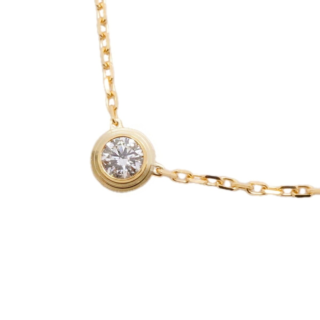 Cartier Damour LM 1PD 18KYG Yellow Gold Diamond Necklace for Women: --- Catalog ---Category: SizePendant Size: 5.3mm x 6.4mm / 0.2'' x 0.25''Neck Circumference: 38 cm - 41 cm / 14.96'' - 16.14''Category: DesignStone: DiamondGender: WomenMaterial: Yellow gold (18K)Neck