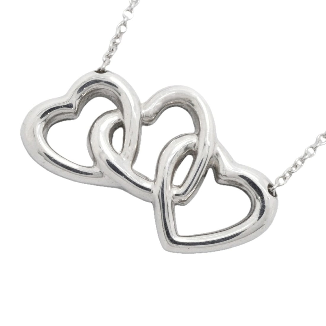 Tiffany & Co. Triple Heart Necklace, Sterling Silver 925, Women's: --- Catalog ---Category: SizePendant Size: 13.2mm x 23.2mm / 0.51'' x 0.91''Neck Circumference: 41 cm / 16.14''Category: DesignGender: WomenMaterial: Silver 925Necklace Type: NecklaceCategory: General