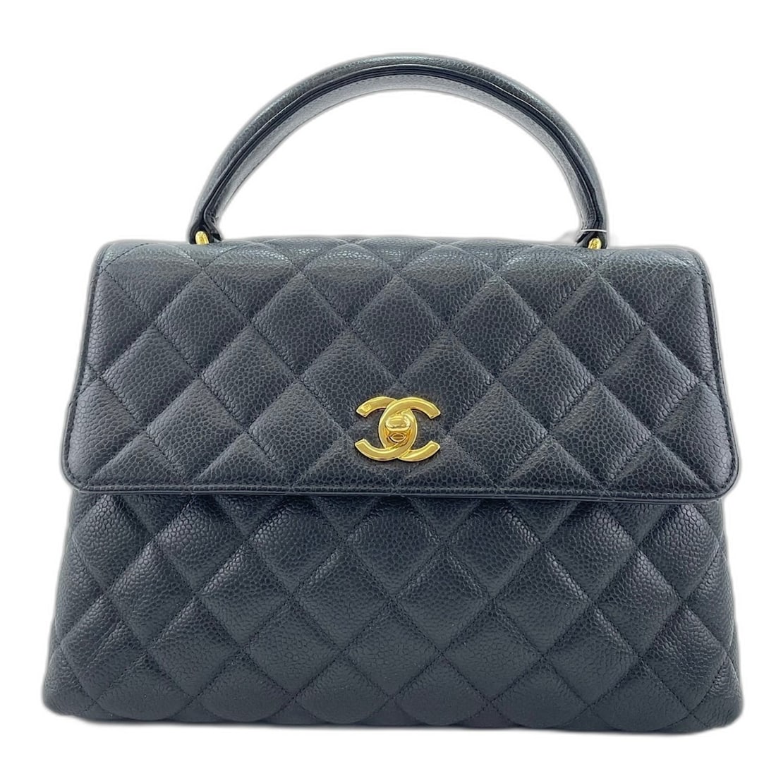 CHANEL Matelassé Medium Handbag, Black: --- Catalog ---Category: SizeSize (HxWxD): 19cm x 25cm x 6cm / 7.48'' x 9.84'' x 2.36''Category: DesignType: HandbagColor: BlackGender: WomenCategory: GeneralBrand: Chanel--- Item List ---Section: Con