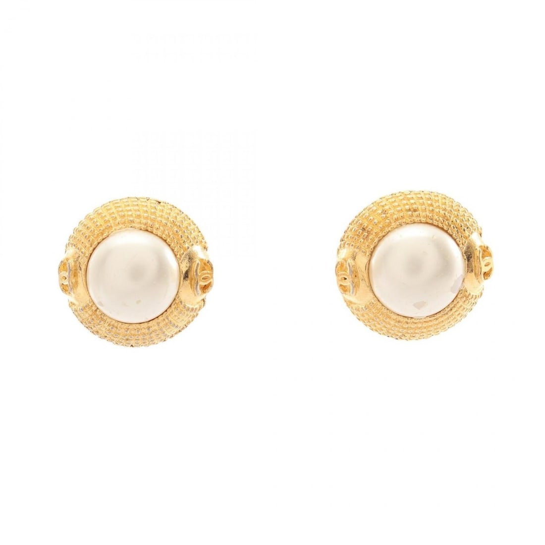 Chanel Coco Mark Earrings, Gold Plated (GP), Faux Pearl, Women's, Gold/White Tones: --- Catalog ---Category: SizeSize (HxWxD): 23.00mm x 23.00mm / 0.91'' x 0.91''Category: DesignType: Clip earringsColor: Gold, WhiteGender: WomenMaterial: Gold platingCategory: GeneralBrand: Chanel--- 