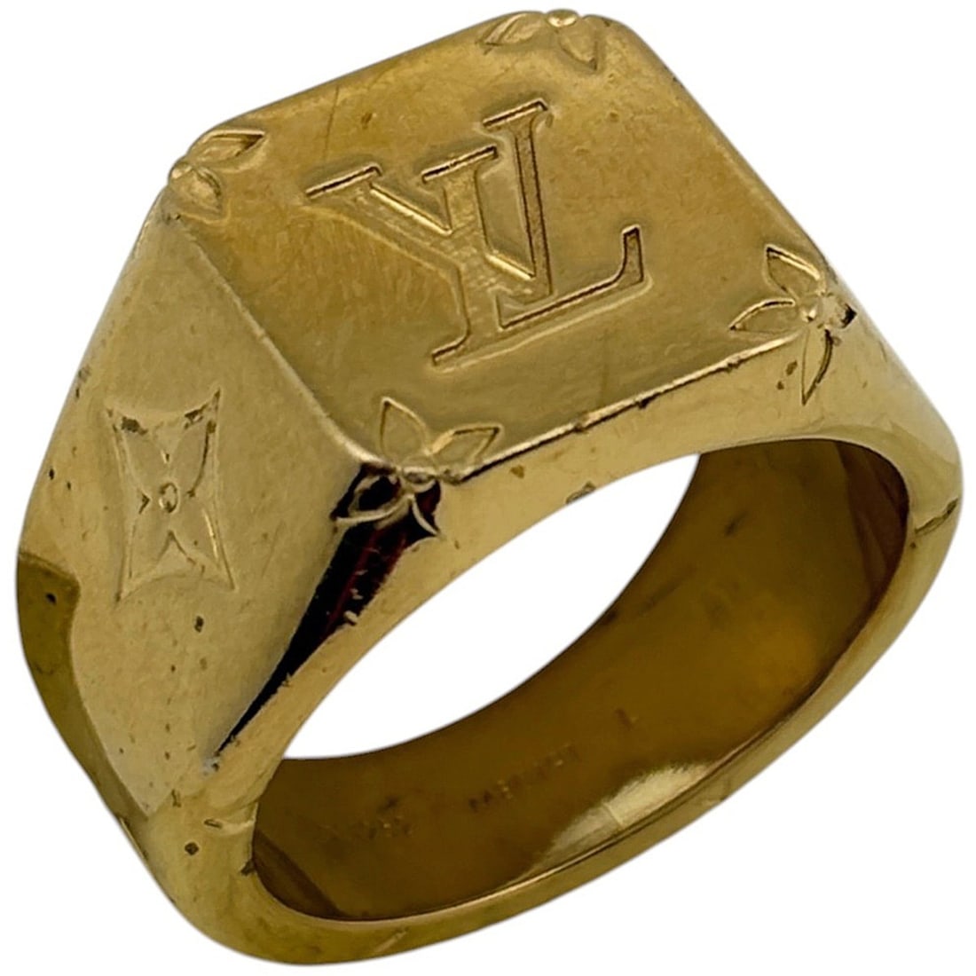 Louis Vuitton Monogram Signet Ring, Metal, Gold, Women's Ring: --- Catalog ---Category: SizeJP Size: 20.5US Size: 10Category: DesignType: Band ringColor: GoldGender: WomenMaterial: MetalCategory: GeneralMPN: M80191Brand: Louis Vuitton--- Item List ---Section: Con