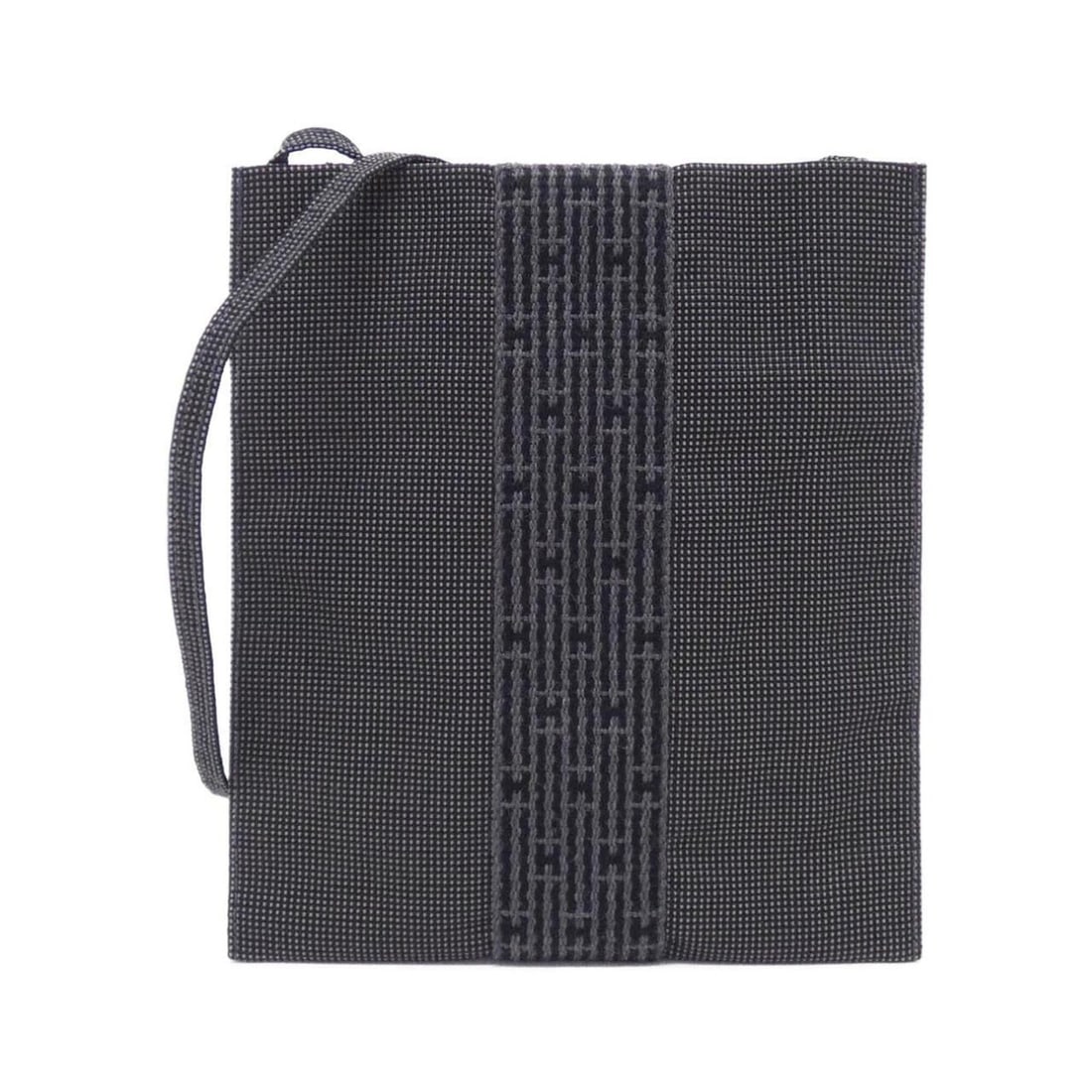 Hermes Herline Pochette 100967M Shoulder Bag: --- Catalog ---Category: SizeSize (HxWxD): 19.5cm x 17cm x 1cm / 7.67'' x 6.69'' x 0.39''Category: DesignType: Pochette, Shoulder bagColor: BlackGender: WomenMaterial: Canvas Category: GeneralMPN: