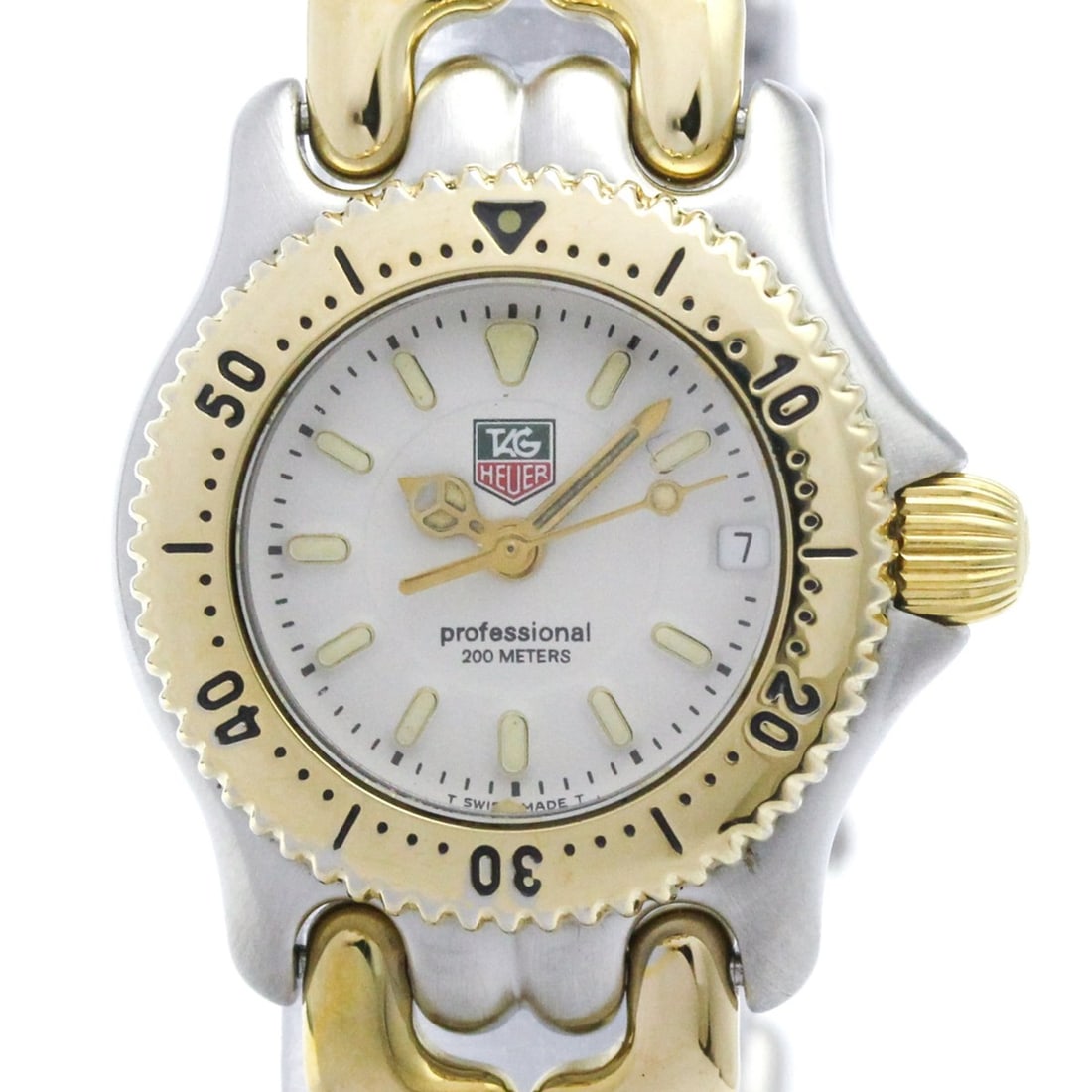 TAG HEUER Sel Professional 200M Gold Plated Steel Ladies Watch WG1422 Polished: --- Catalog ---Category: SizeCase Diameter: 24mm / 0.94''Category: DesignType: WristwatchStyle: Dress/FormalGender: WomenColor (Dial): WhiteMaterial (Band): Gold plated, Stainless steelMaterial (Case)
