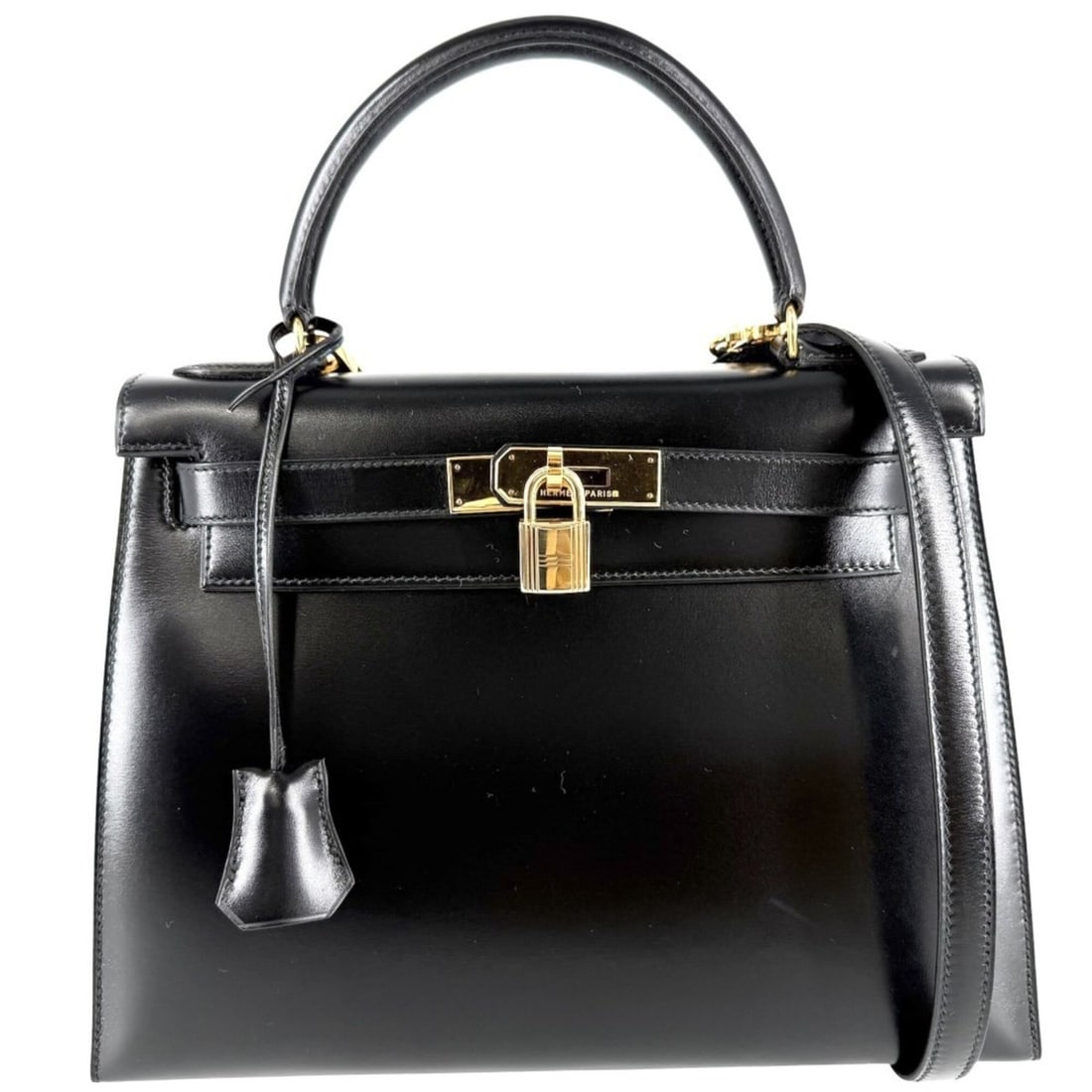 Hermes Kelly 28 Women's Handbag, Shoulder Bag, Crossbody HERMES V Stamp, Leather, Black, Gold: --- Catalog ---Category: SizeSize (HxWxD): 21cm x 29cm x 11cm / 8.26'' x 11.41'' x 4.33''Strap Length: 90cm / 35.43''Handle Length: 25cm / 9.84''Category: DesignType: Handbag, Shoulder bagColor: Black