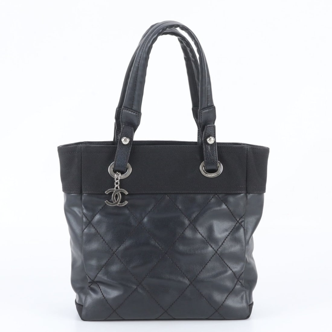 Chanel Paris Biarritz PM A34208 Leather Tote Bag Shoulder Black Women's (with serial seal): --- Catalog ---Category: SizeSize (HxWxD): 27cm x 25cm x 11cm / 10.62'' x 9.84'' x 4.33''Category: DesignType: Shoulder bag, Tote bagColor: BlackGender: WomenMaterial: Leather , Coated canvas Category