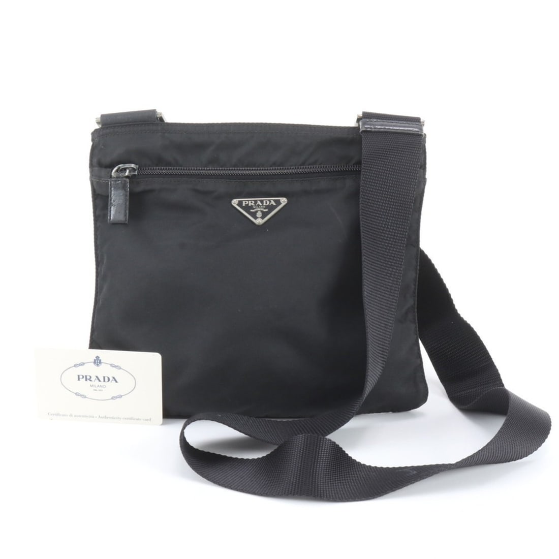Prada Tessuto Nylon BT0420 Leather Shoulder Bag, Black, Men's, with Guarantee Card: --- Catalog ---Category: SizeSize (HxWxD): 20cm x 24cm x 2cm / 7.87'' x 9.44'' x 0.78''Category: DesignType: Shoulder bagColor: BlackGender: MenMaterial: Leather , Nylon Category: GeneralMPN: BT0420Br
