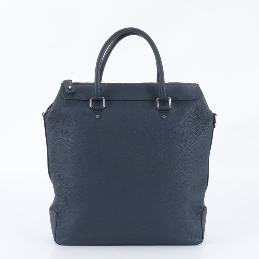Louis Vuitton Greenwich Zipped Tote Bag, Cuir Taurillon Leather, Marine, M94477, Men's: --- Catalog ---Category: SizeSize (HxWxD): 38cm x 34cm x 10cm / 14.96'' x 13.38'' x 3.93''Category: DesignType: Tote bagGender: MenMaterial: Leather Category: GeneralMPN: M94477Brand: Louis VuittonCou