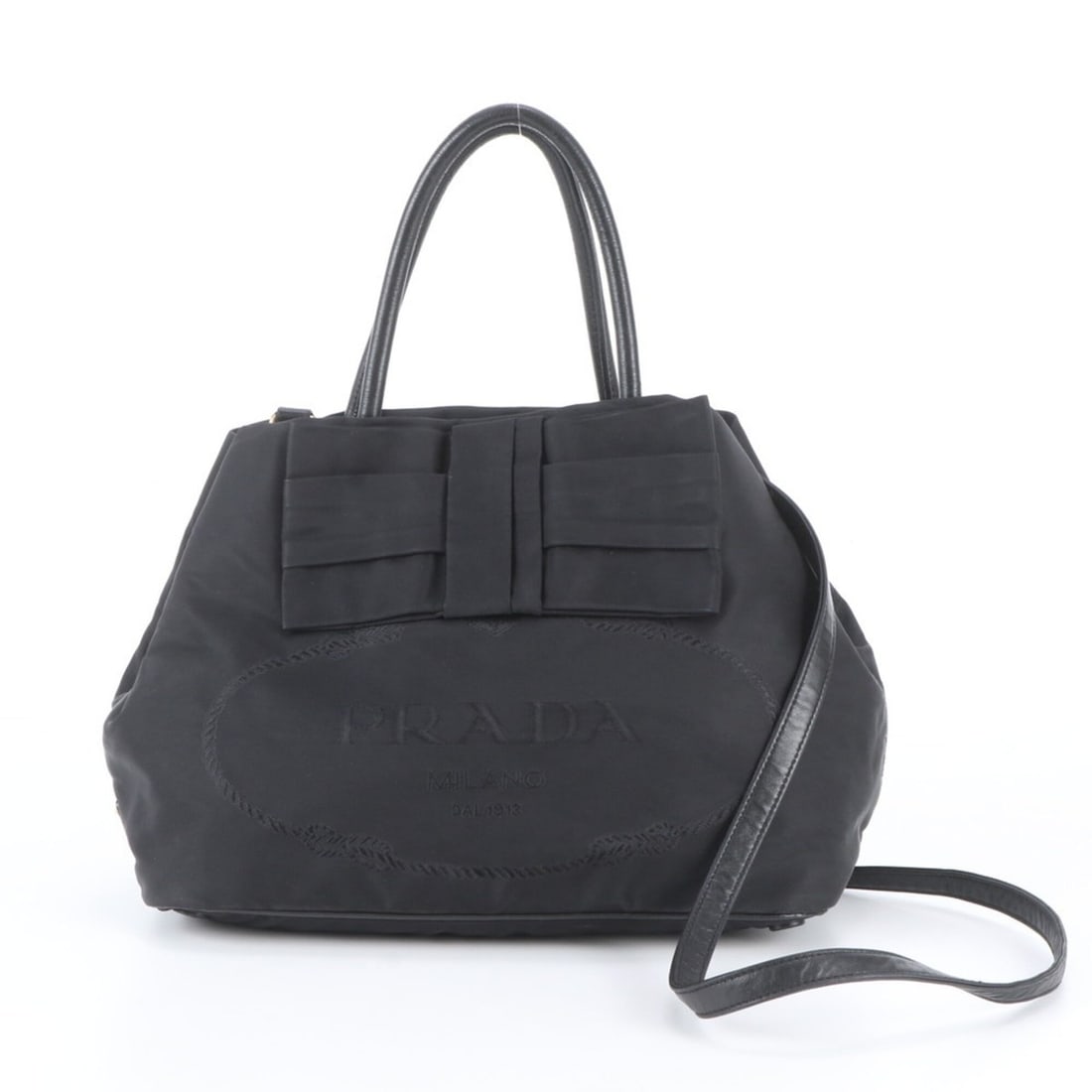 Prada Tessuto Nylon Ribbon Motif 2-Way Tote Bag/Shoulder Bag, Black, Women's: --- Catalog ---Category: SizeSize (HxWxD): 22cm x 30cm x 15cm / 8.66'' x 11.81'' x 5.9''Category: DesignType: Shoulder bag, Tote bagColor: BlackGender: WomenMaterial: Leather , Nylon Category: General