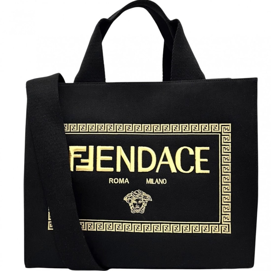 Versace x Fendi collaboration handbag/shoulder bag/tote bag, Medusa design, VERSACE 8BH395, canvas,: --- Catalog ---Category: SizeSize (HxWxD): 33cm x 40cm x 19cm / 12.99'' x 15.74'' x 7.48''Strap Length: 100cm / 39.36''Handle Length: 35cm / 13.77''Category: DesignType: Handbag, Tote bagColor: Black,