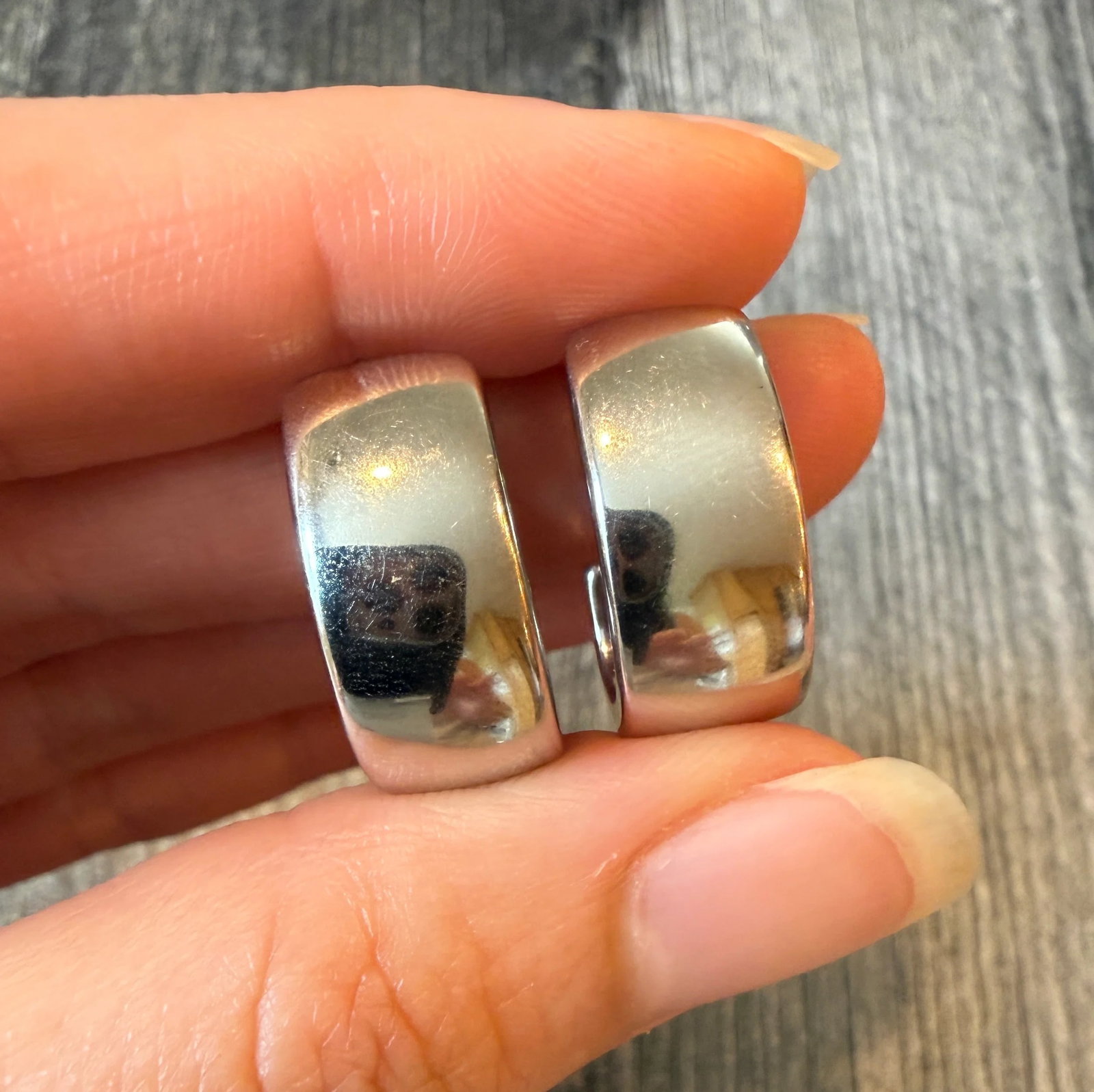 Simple 14K White Gold Wide Huggie Earrings (I): Metal: 14K White GoldWeight: 3.9 gramsMeasurements: 0.8 inches long by 0.35 inches wideMarkings: "14K"Condition: In very good condition with some minor surface wear.