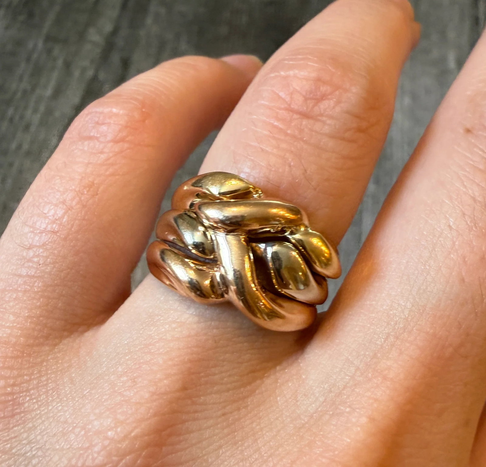 Tri-Color 18K Gold Puzzle or Knot Ring, Size 7.25 (I): Metal: 18K Yellow, Rose, and White Gold Weight: 6.4 gramsRing Size: 7.25 (fits like a 6.75 to 7 and is resizable)Markings: "18K" Condition: In very good condition with some minor surface wear.