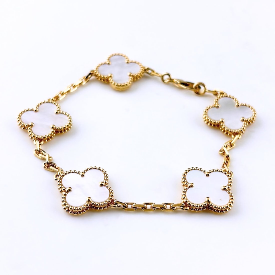 Van Cleef & Arpels Vintage Alhambra Bracelet, Yellow Gold (YG), 5 Motifs, Mother-of-Pearl 750 Gold, (1 of 7)