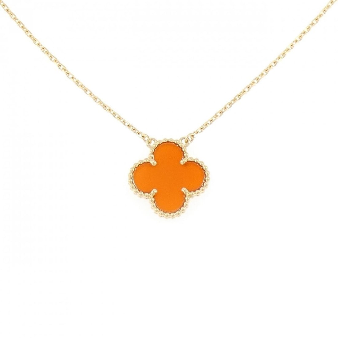 Van Cleef & Arpels Vintage Alhambra Necklace: --- Catalog ---Category: SizePendant Size: 14.7mm x 14.7mm / 0.57'' x 0.57''Neck Circumference: 37 cm - 42 cm / 14.56'' - 16.53''Category: DesignGender: WomenMaterial: Yellow gold (18K)Pendant Type: