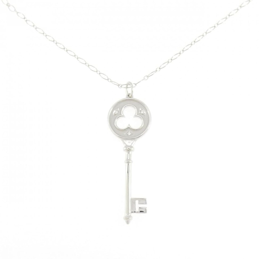 Tiffany Quarter File Key Necklace: --- Catalog ---Category: SizePendant Size: 58.5mm x 18.2mm / 2.3'' x 0.71''Neck Circumference: 76 cm / 29.92''Category: DesignGender: WomenMaterial: White gold (18K)Pendant Type: PendantNecklace