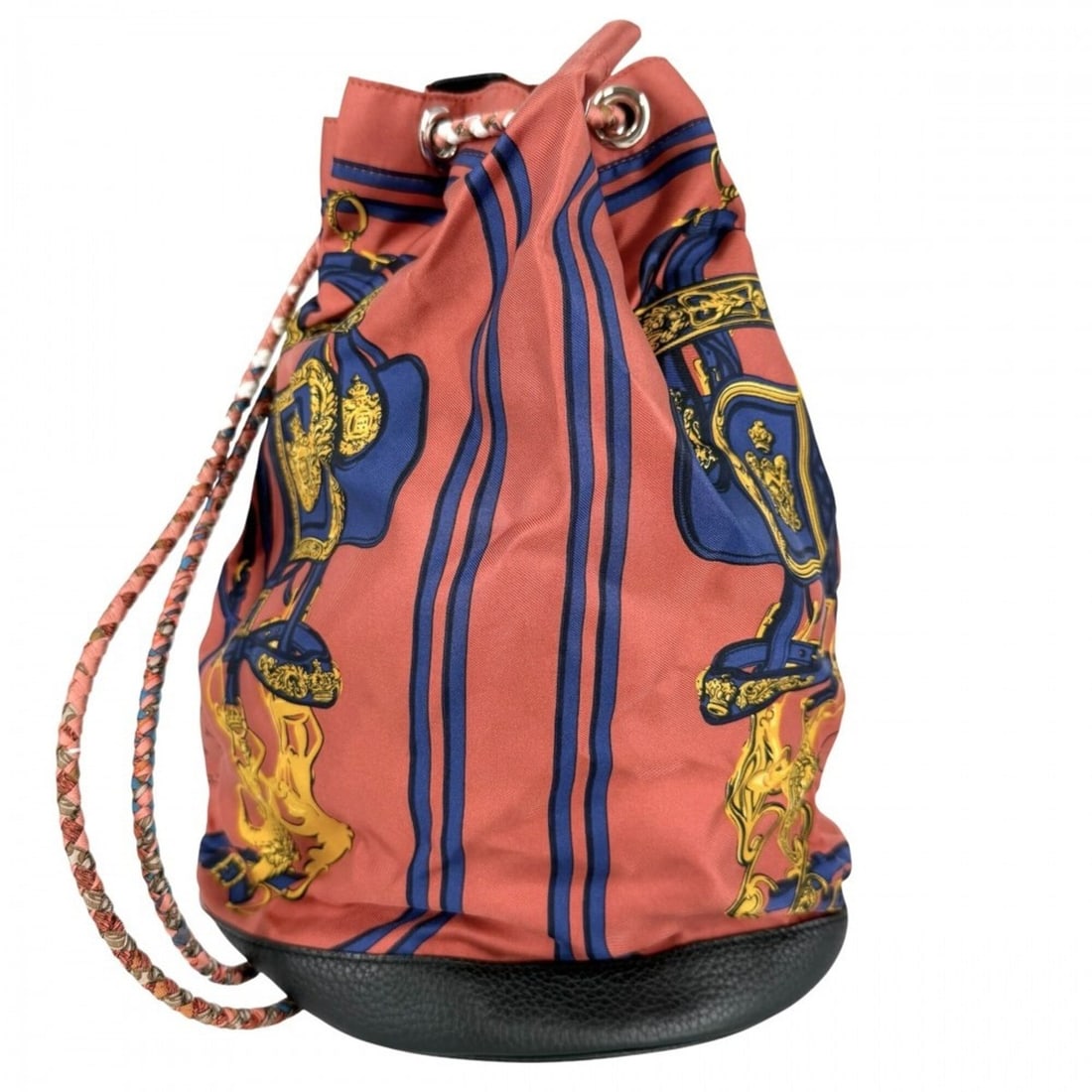 Hermes shoulder bag for women, BRIDES de GALA Soiecool 22, drawstring bag/backpack, ceremonial horse: --- Catalog ---Category: SizeSize (HxWxD): 34cm x 22cm x 22cm / 13.38'' x 8.66'' x 8.66''Strap Length: 74cm / 29.13''Category: DesignType: Backpack, Shoulder bagColor: Brown, GoldGender: WomenMaterial