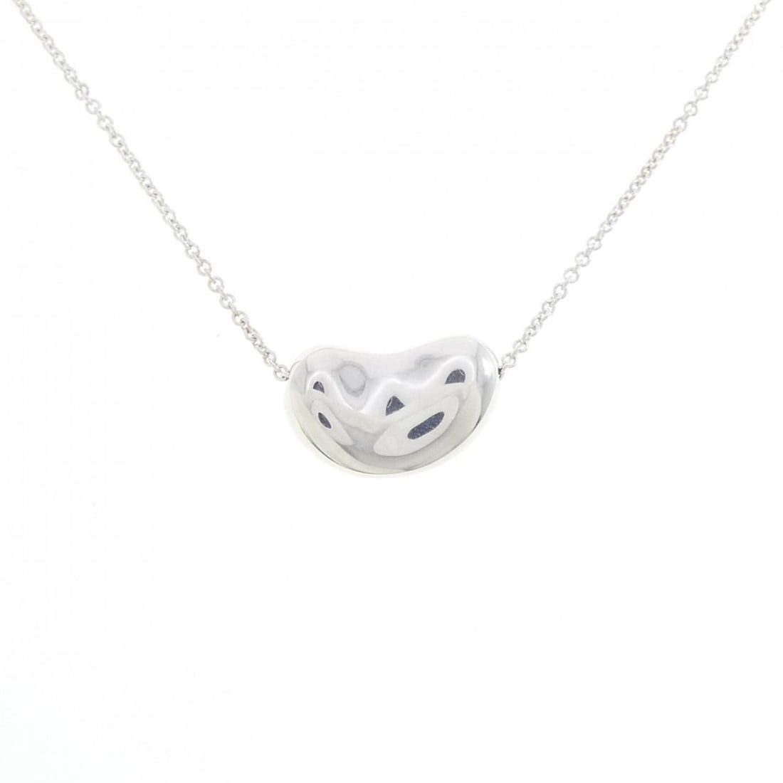 Tiffany Beans Necklace: --- Catalog ---Category: SizePendant Size: 13mm x 20.4mm / 0.51'' x 0.8''Neck Circumference: 46 cm / 18.11''Category: DesignColor: SilverGender: WomenMaterial: Silver 925Pendant Type: PendantNecklace