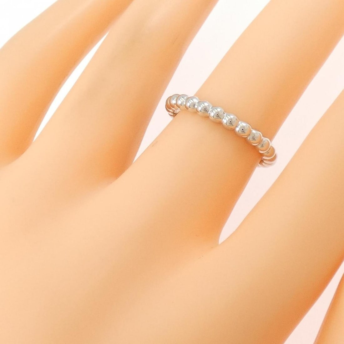 Van Cleef & Arpels Perlee Medium Ring - 4