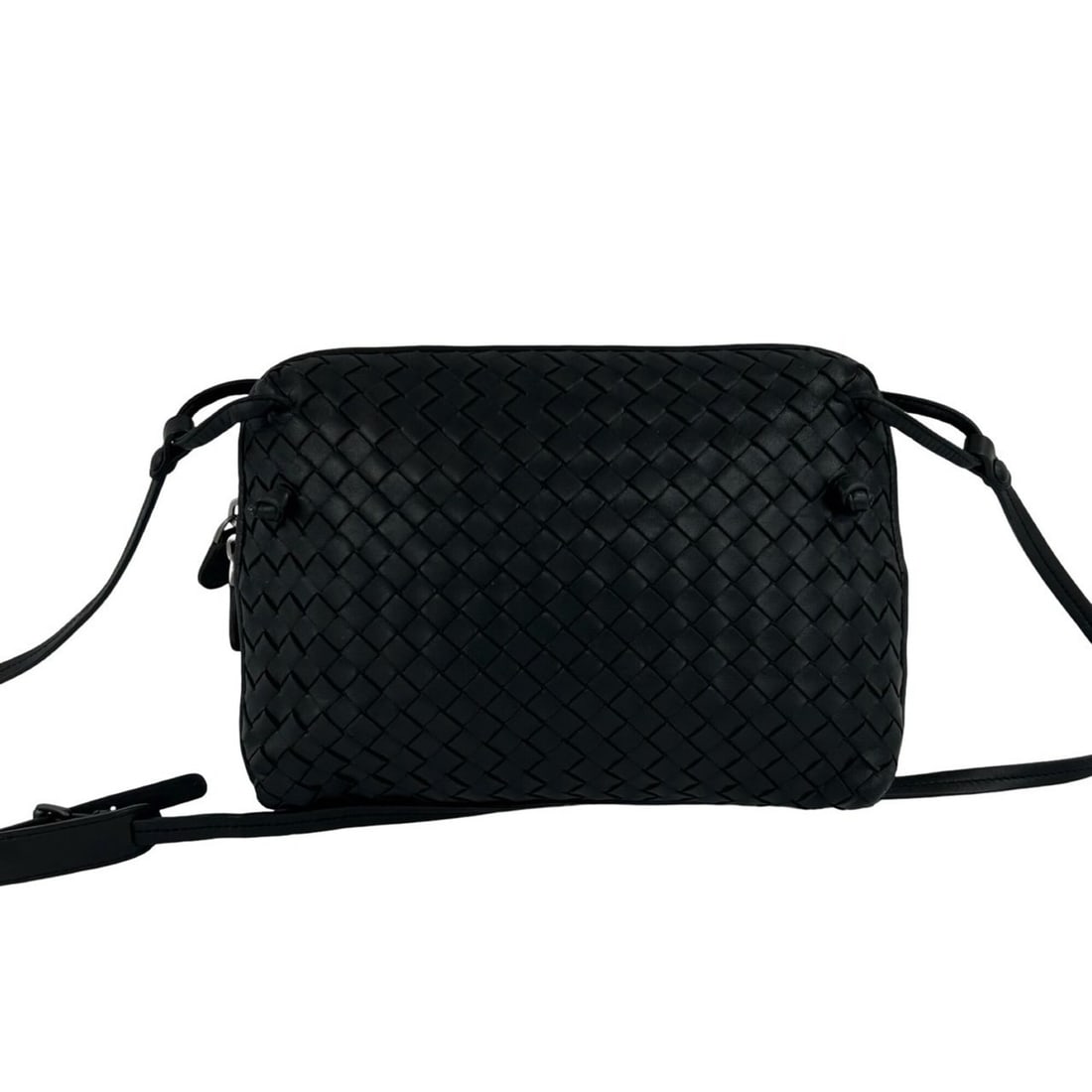 BOTTEGA VENETA Vintage Intrecciato Leather Shoulder Bag/Pouch, Black, 64092: --- Catalog ---Category: SizeSize (HxWxD): 20.5cm x 27.5cm x 5cm / 8.07'' x 10.82'' x 1.96''Category: DesignType: Pochette, Shoulder bagColor: BlackGender: WomenMaterial: Leather Category: GeneralBran