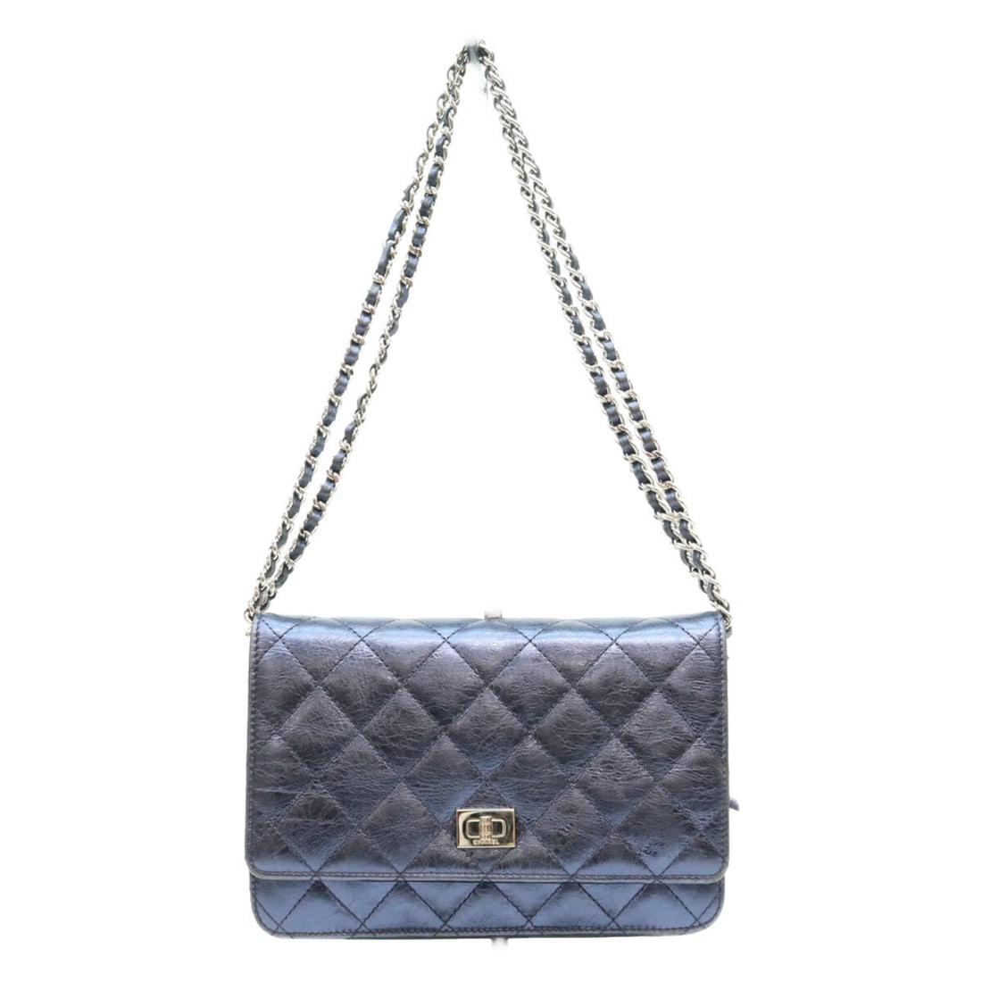 CHANEL A69206 Metallic Navy Calfskin Silver Hardware Chain Shoulder Wallet Bag for Women: --- Catalog ---Category: SizeSize (HxWxD): 13cm x 19cm x 2cm / 5.11'' x 7.48'' x 0.78''Category: DesignType: Shoulder bagColor: Metallic navyGender: WomenMaterial: Leather Hardware Color: SilverLeathe