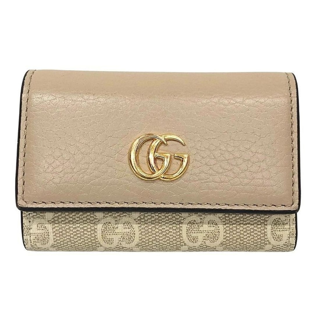 Gucci GG Marmont Key Case 456118CAO0G Beige: --- Catalog ---Category: DesignType: KeycaseColor: BeigeGender: WomenMaterial: Leather , Canvas Category: GeneralBrand: GucciCategory: Physical PropertiesSize (HxWxD): 6.3cm x 9.3cm x 2.5cm / 2.48'' x
