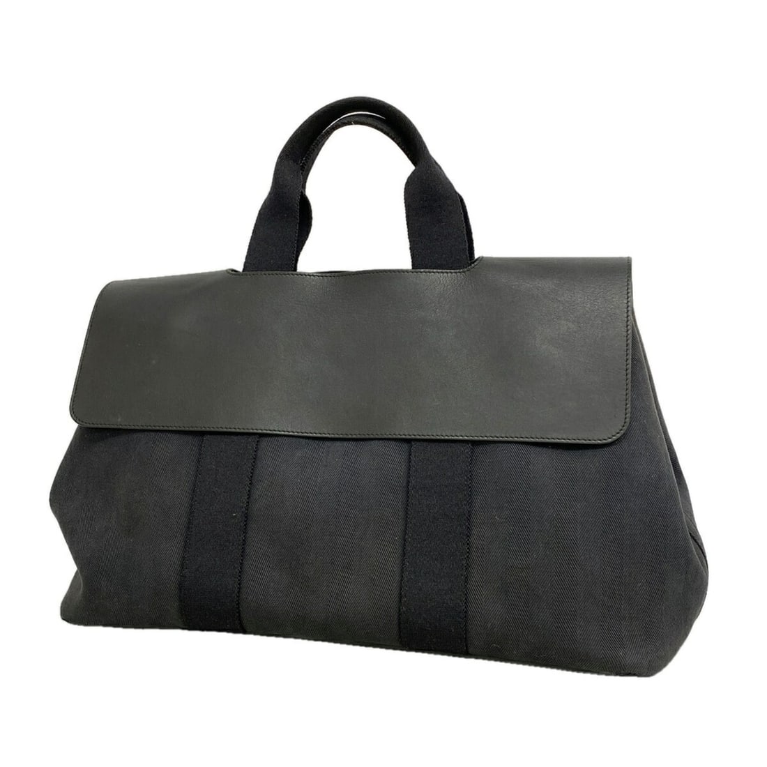 Hermes Valparaiso MM Tote Bag, Toile Chevron, Black, Men's/Women's, P3433374: --- Catalog ---Category: SizeSize (HxWxD): 29cm x 41cm x 17cm / 11.41'' x 16.14'' x 6.69''Category: DesignType: Tote bagColor: BlackGender: Men,WomenMaterial: Toile chevron Hardware Color: SilverCateg