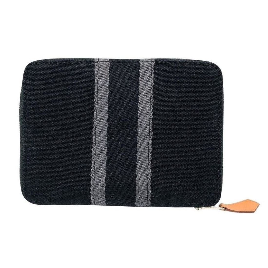 HERMES Hermes Fourre-Tout Purse PM Folding Wallet Canvas Black x Gray: --- Catalog ---Category: SizeSize (HxWxD): 10cm x 14cm x 2cm / 3.93'' x 5.51'' x 0.78''Category: DesignType: Coin purse/coin caseColor: Black, GrayGender: MenMaterial: Canvas Category: GeneralBrand: H