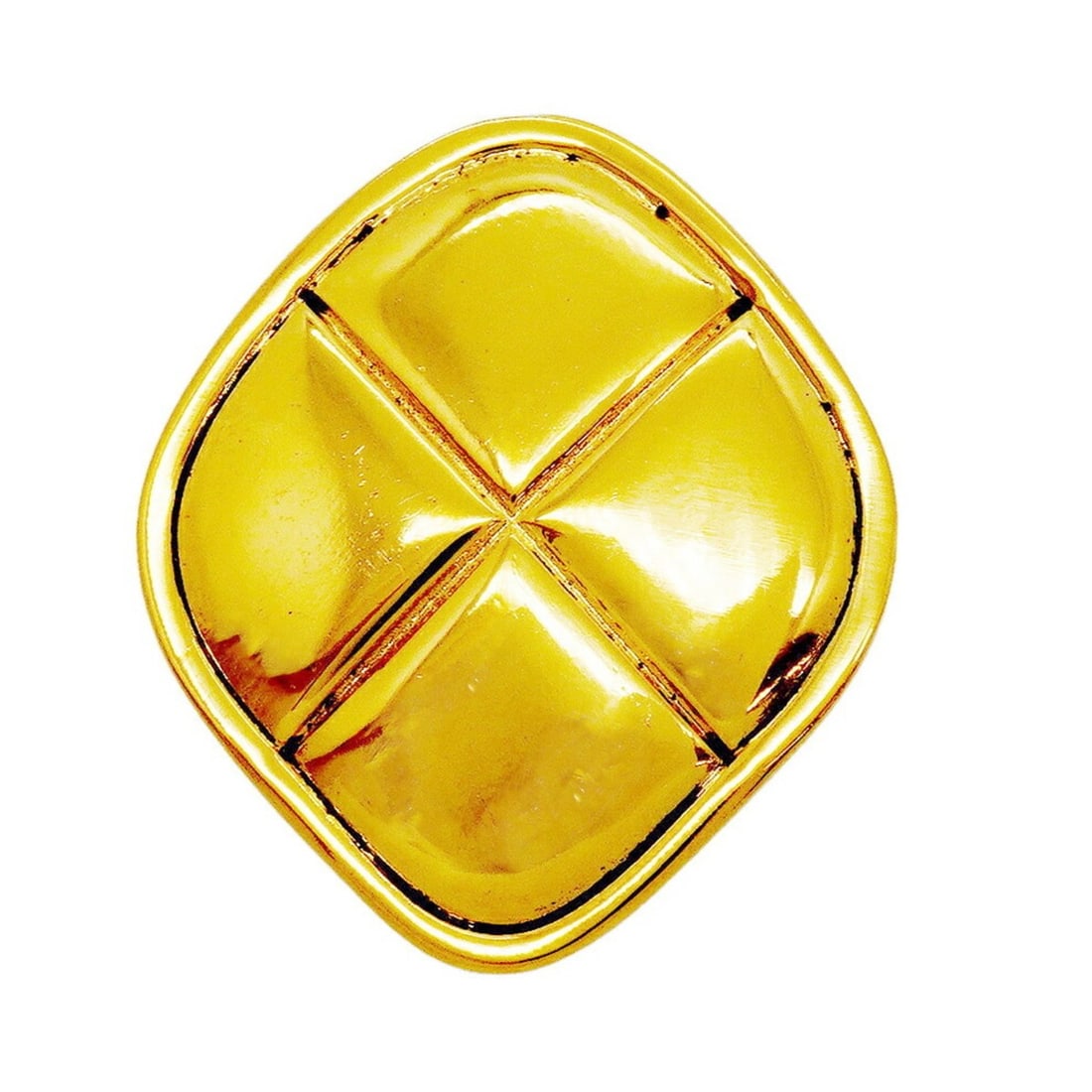 Chanel Matelassé Brooch, Diamond Shape, GP Plated Gold, Women's: --- Catalog ---Category: SizeSize (HxWxD): 4.71cm x 4.06cm / 1.85'' x 1.59''Category: DesignType: BroochColor: GoldGender: WomenMaterial: Gold platingCategory: GeneralBrand: Chanel--- Item List ---Sec