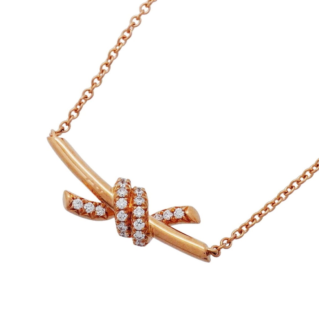 Tiffany & Co. Knot Small Necklace, 18K Pink Gold, Diamond, Women's: --- Catalog ---Category: SizePendant Size: 6.4mm x 21.2mm / 0.25'' x 0.83''Neck Circumference: 37.5 cm - 42.5 cm / 14.76'' - 16.73''Category: DesignStone: DiamondGender: WomenMaterial: Pink gold (18K)