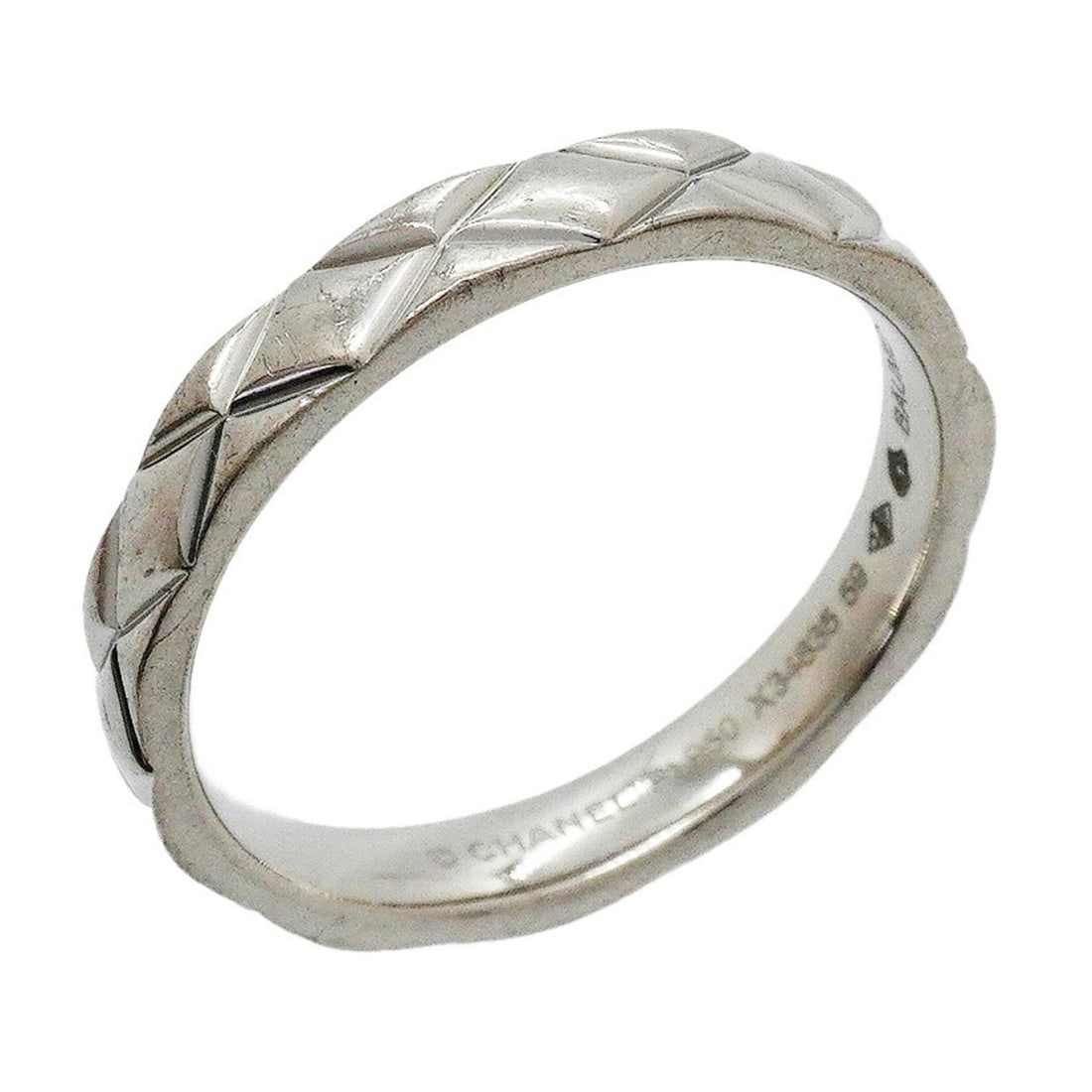 Chanel Matelassé Ring, Pt950 Platinum, Size #59, Men's: --- Catalog ---Category: SizeUS Size: 9.5Brand Size: 59Category: DesignType: Band ringGender: MenMaterial: Platinum 950Category: GeneralBrand: Chanel--- Item List ---Section: ConditionRanking: Rank AB